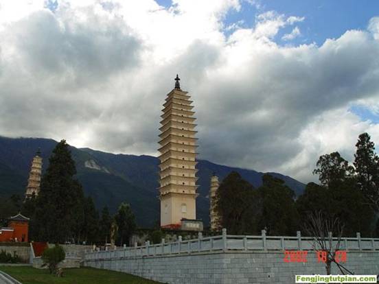 三塔寺